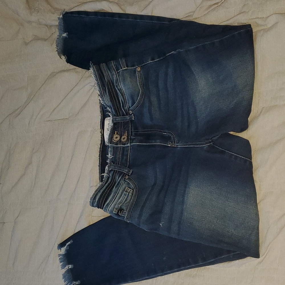 Kancan size 26 skinnys